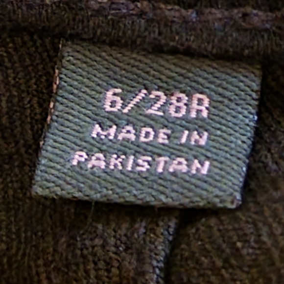 size 6 high-rise wild fable black shorts - Picture 3 of 5